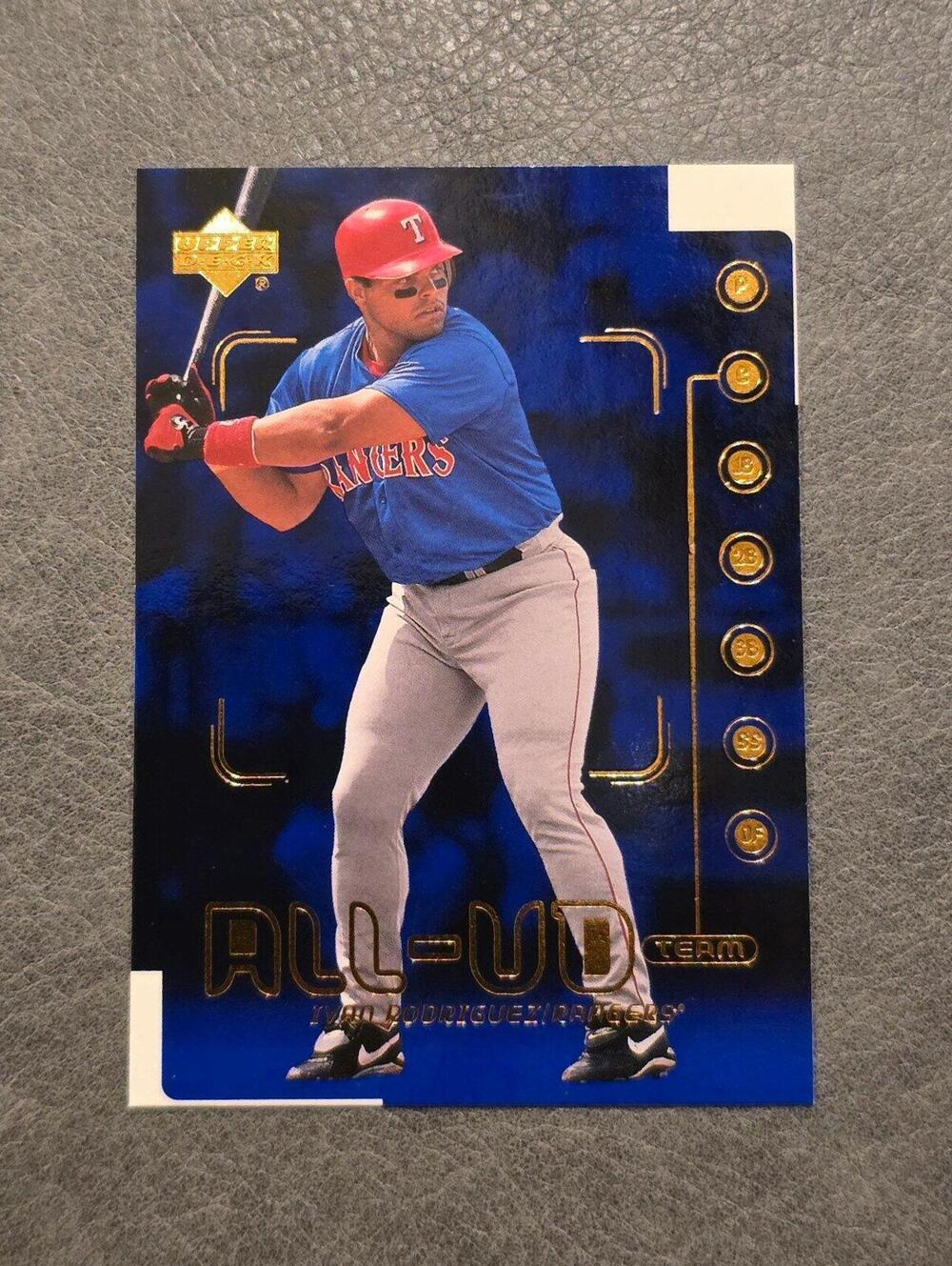 2000 Upper Deck #530 Ivan Rodriguez AUT Baseball Card